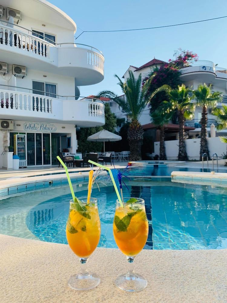 White Palace Studios Faliraki Dış mekan fotoğraf