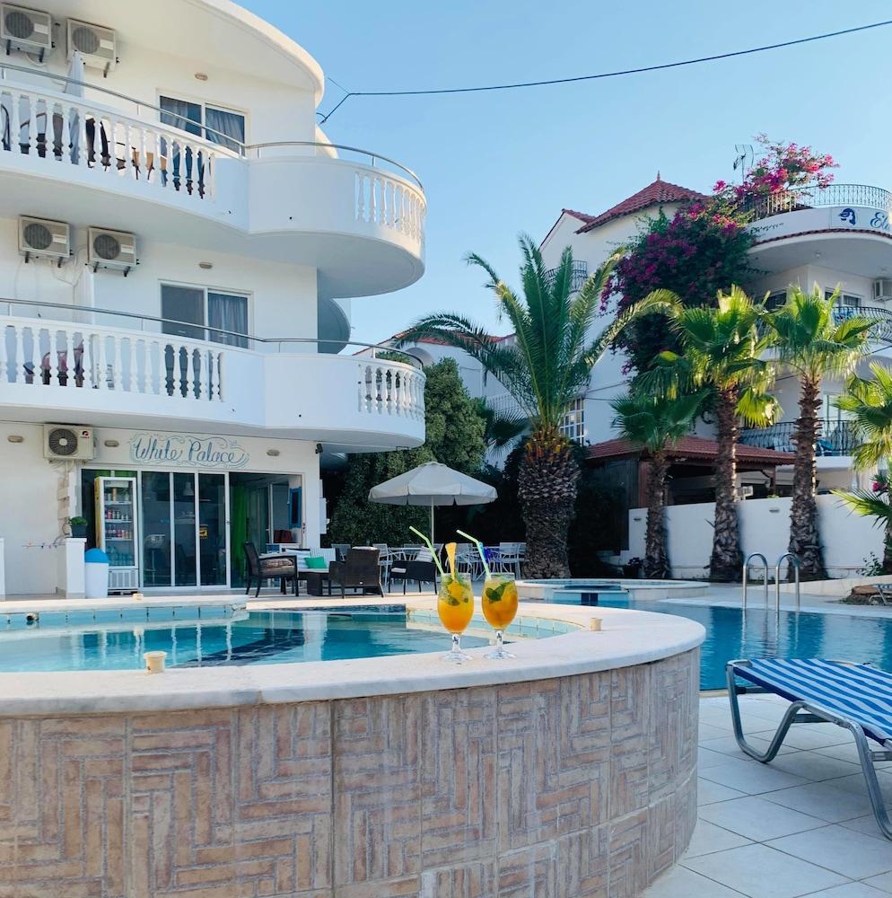 White Palace Studios Faliraki Dış mekan fotoğraf
